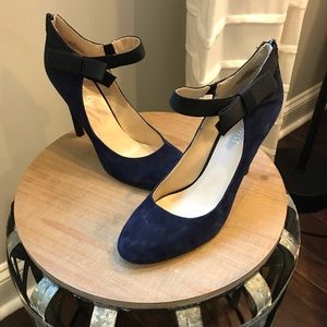 Nine West Navy Blue Suede Pump